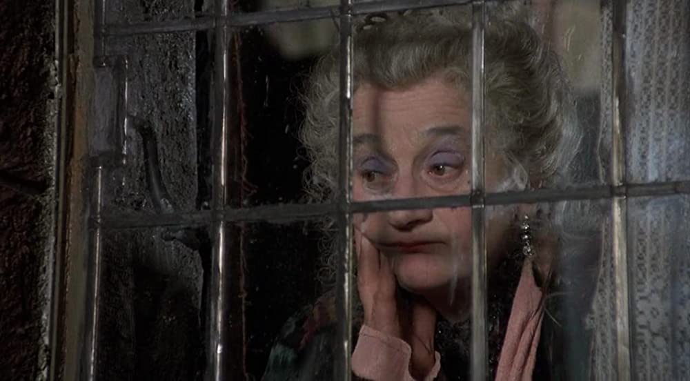 「プランケット城への招待状」Liz Smithの画像