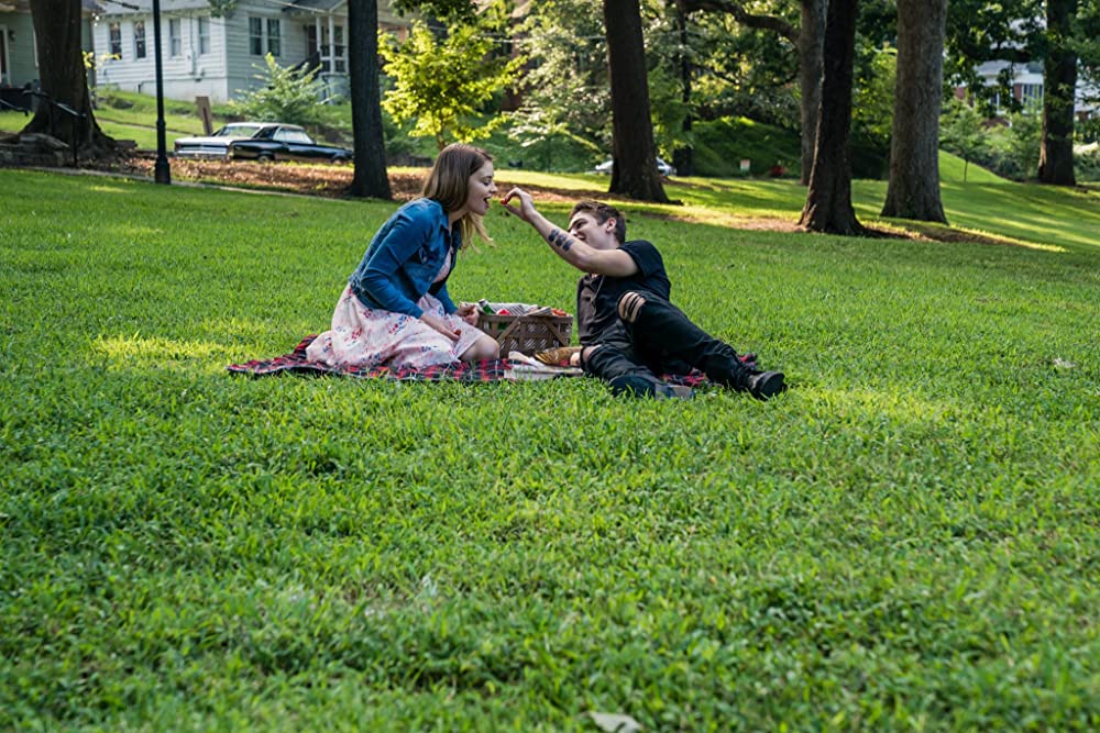 「アフター」ヒーロー・ファインズ・ティフィン & ジョセフィン・ラングフォードの画像