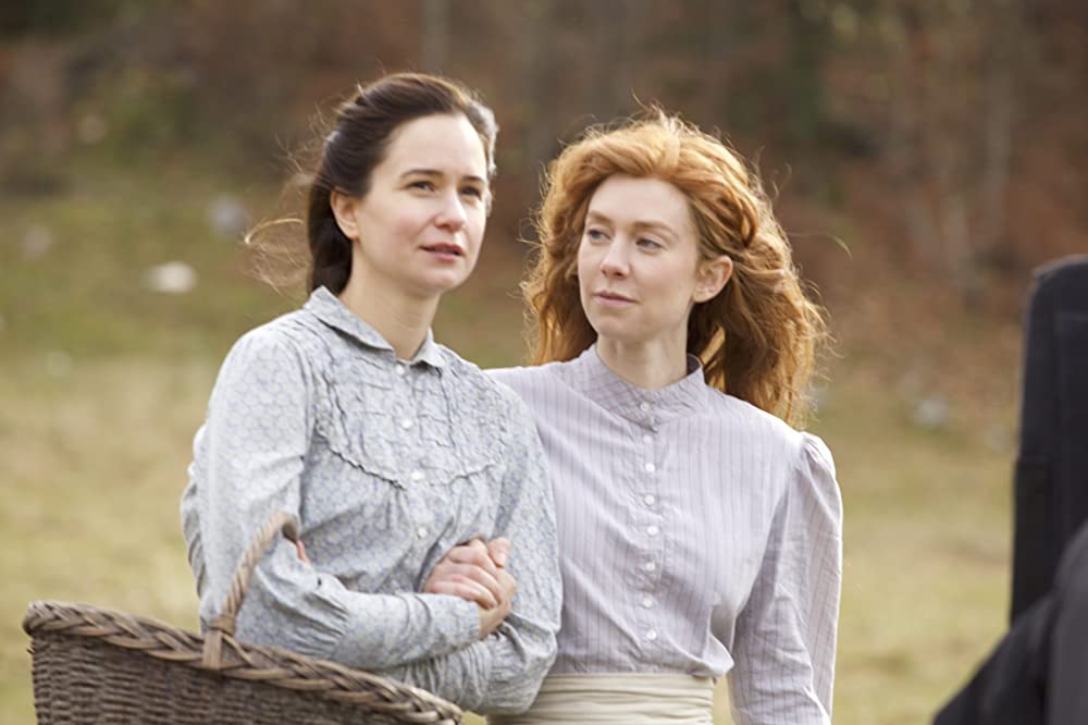 「ワールド・トゥ・カム 彼女たちの夜明け」キャサリン・ウォーターストン & バネッサ・カービーの画像