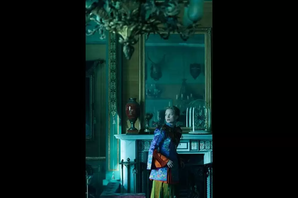 「アリス・イン・ワンダーランド／時間の旅」ミア・ワシコウスカの画像