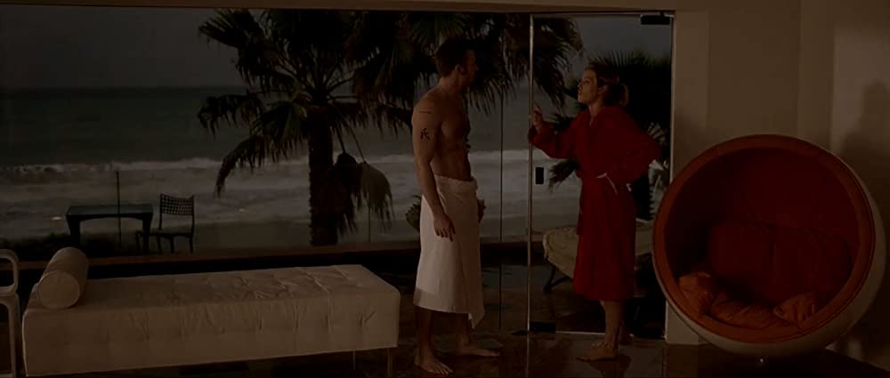 「エクスタシー」ジェシカ・ビール & クリス・エバンスの画像