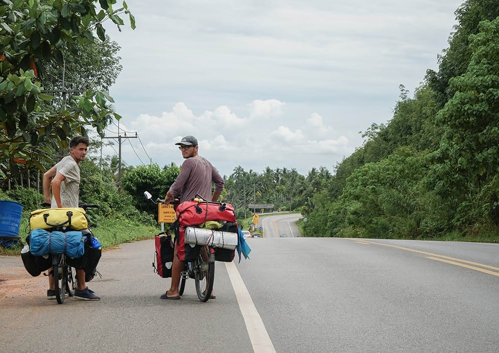 オーストリアからオーストラリアへ ふたりの自転車大冒険の画像