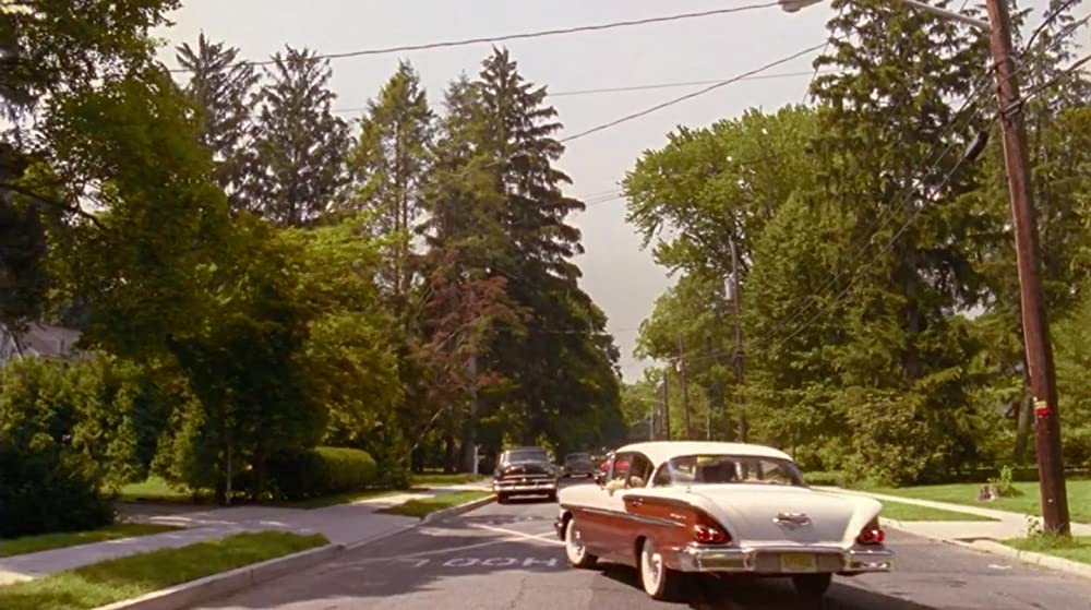 隣の家の少女の画像