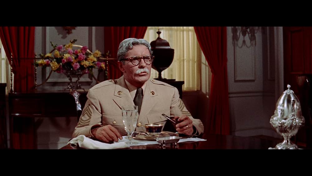 長い灰色の線の画像