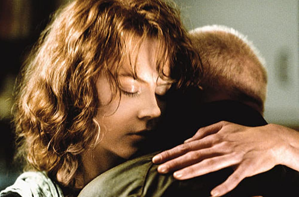 白いカラスの画像