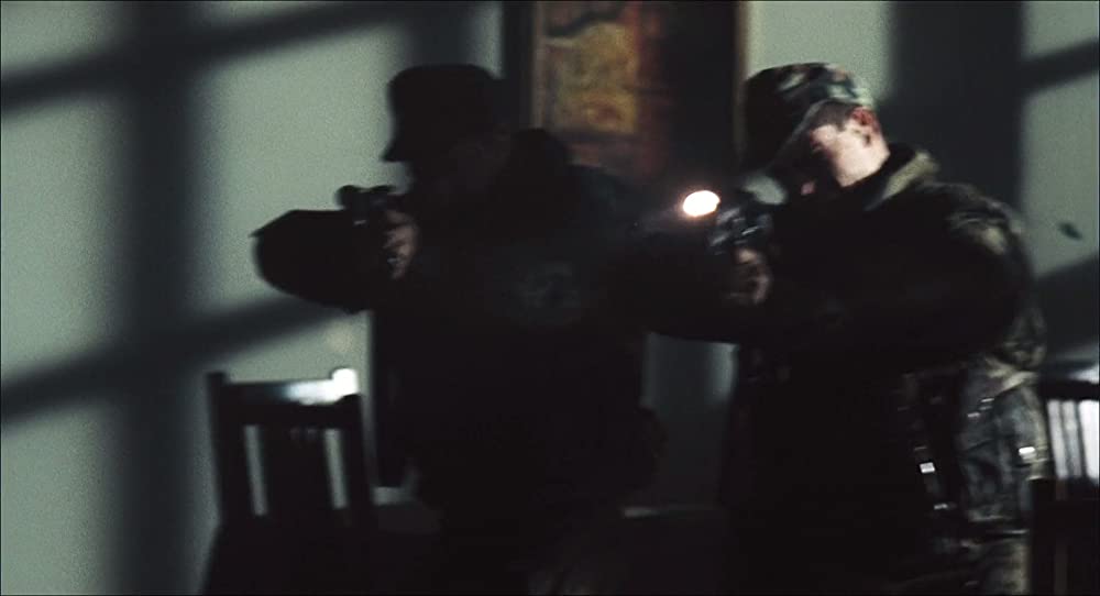 沈黙の激突の画像