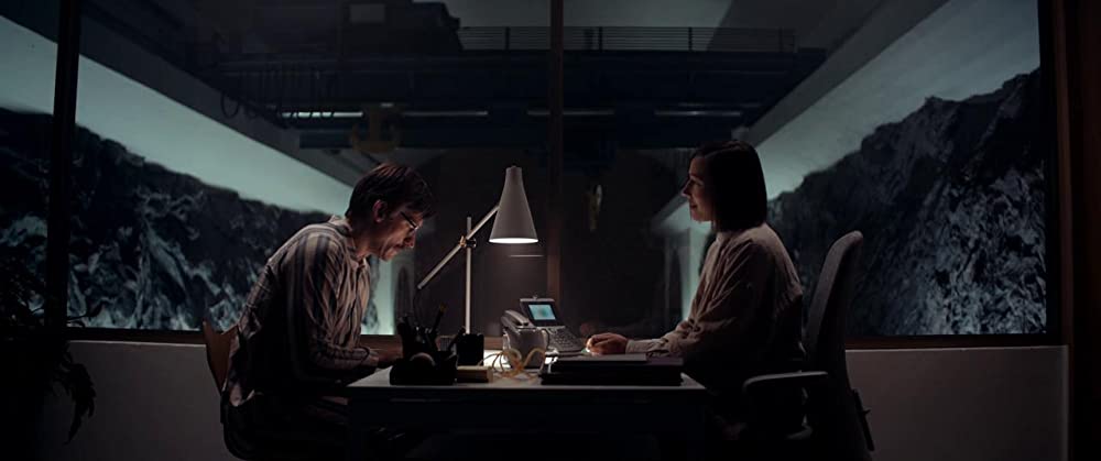 スーサイド・ツーリスト 囚われの旅行者の画像