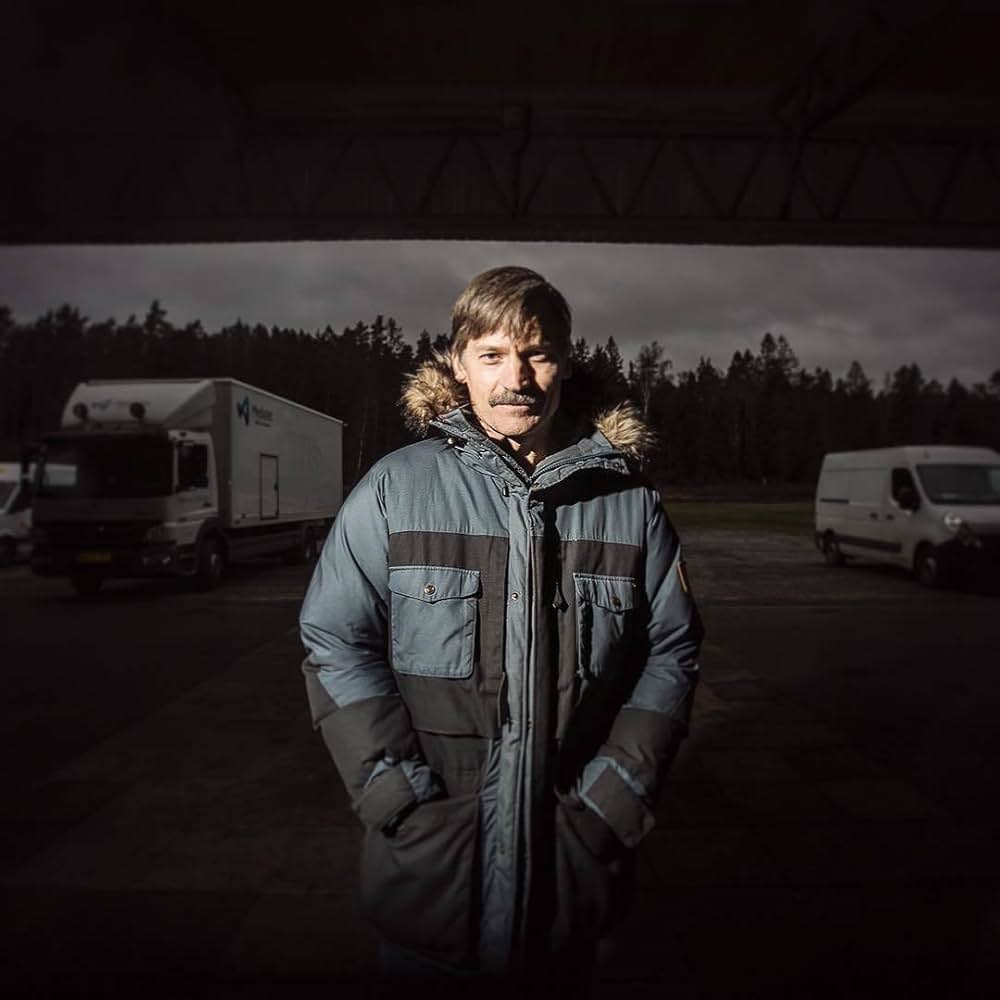 スーサイド・ツーリスト 囚われの旅行者の画像