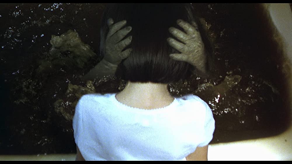 「仄暗い水の底から」Rio Kannoの画像