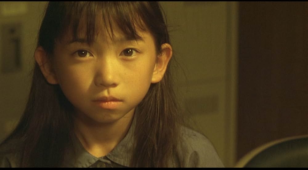 仄暗い水の底からの画像