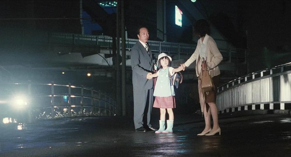 仄暗い水の底からの画像