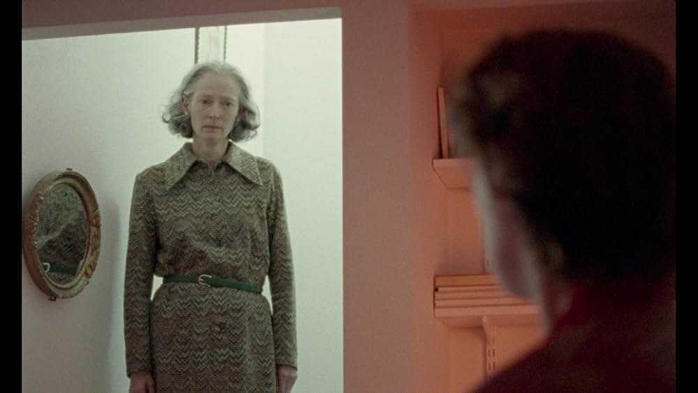 スーヴェニア 私たちが愛した時間／ザ・スーベニア 魅せられての画像