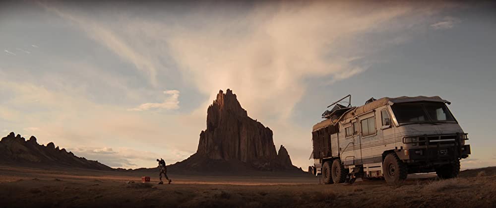 「フィンチ」ケイレブ・ランドリー・ジョーンズの画像