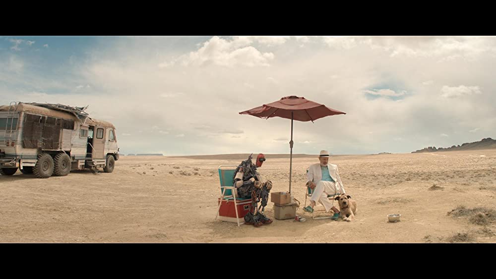 「フィンチ」トム・ハンクス & ケイレブ・ランドリー・ジョーンズの画像