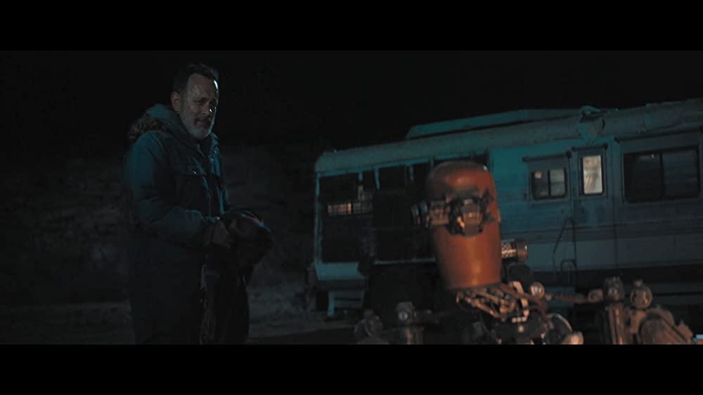 「フィンチ」トム・ハンクス & ケイレブ・ランドリー・ジョーンズの画像