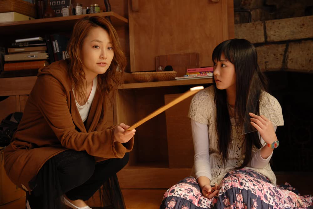 「恋するマドリ」菊地凛子 & 新垣結衣の画像