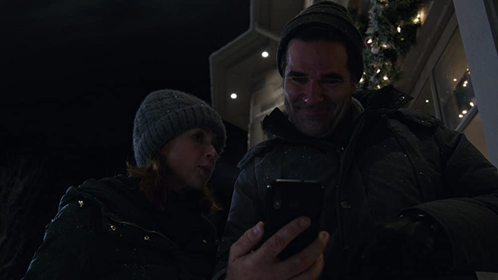 「ホーム・スイート・ホーム・アローン」エリー・ケンパー & ロブ・ディレイニーの画像