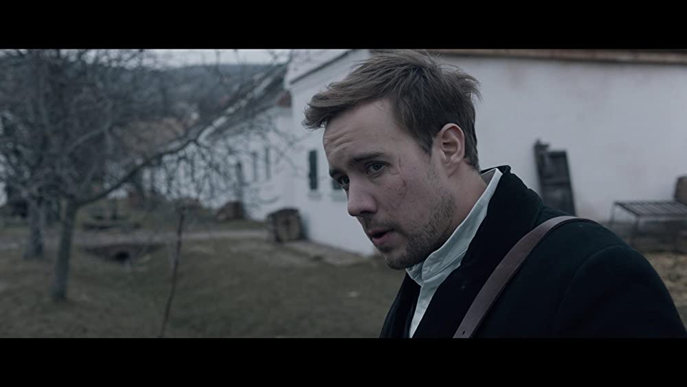 ポスト・モーテム 遺体写真家トーマスの画像