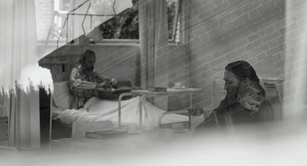 「ベルファスト」キアラン・ハインズ & ジュード・ヒルの画像