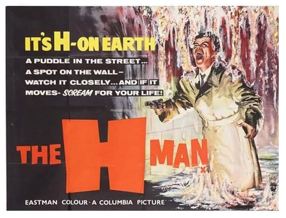 美女と液体人間の画像