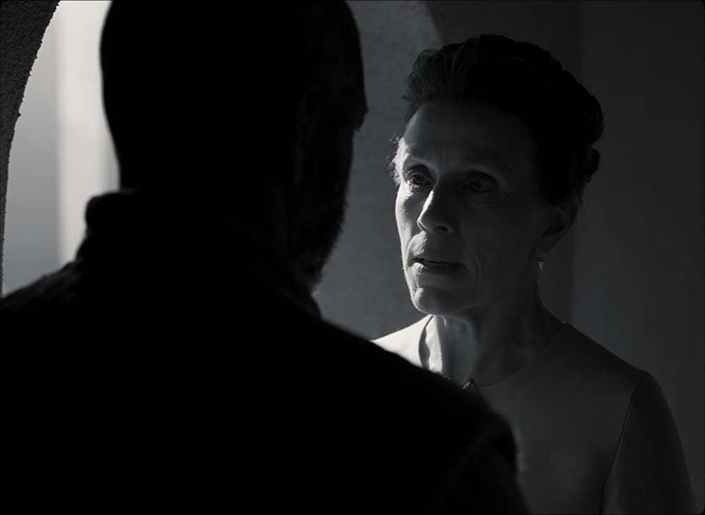 「マクベス」フランシス・マクドーマンドの画像