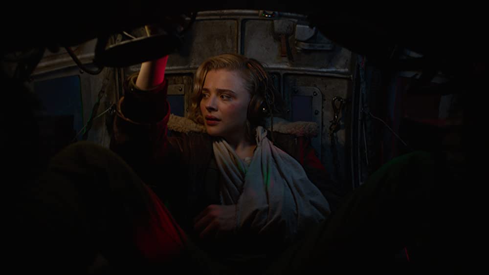 「シャドウ・イン・クラウド」クロエ・グレース・モレッツの画像