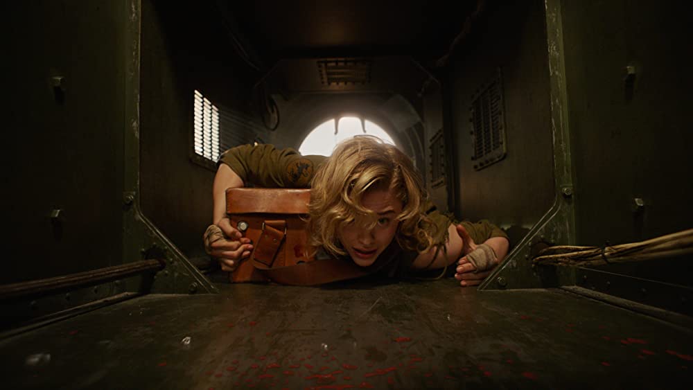 「シャドウ・イン・クラウド」クロエ・グレース・モレッツの画像