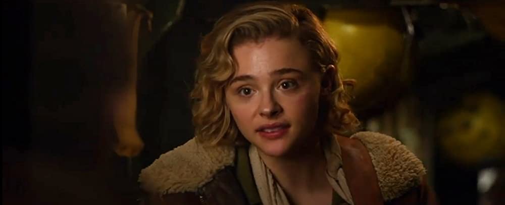 「シャドウ・イン・クラウド」クロエ・グレース・モレッツの画像