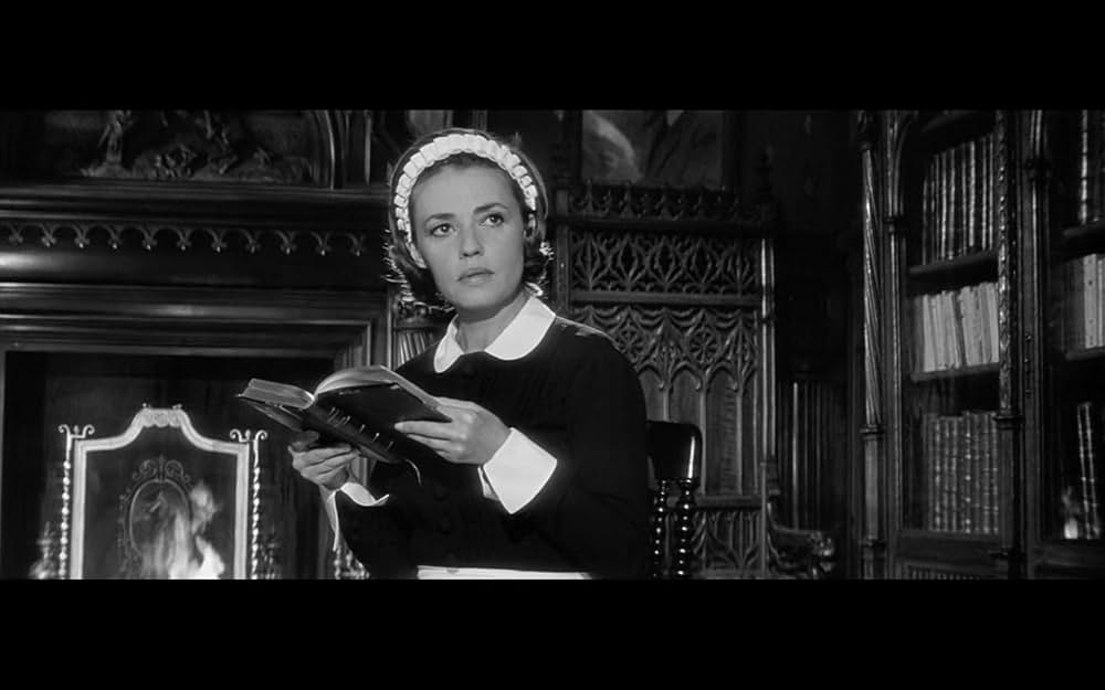 「小間使の日記」の画像