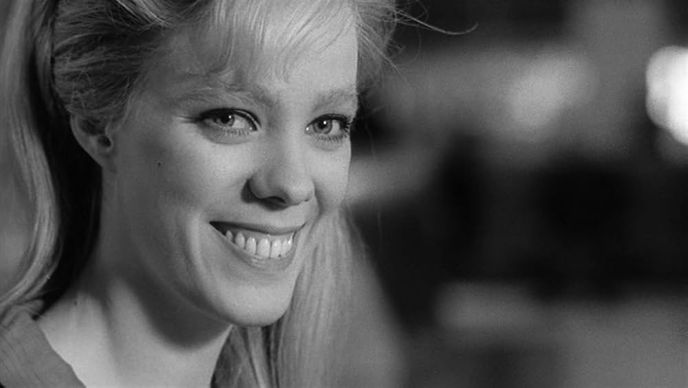 ドアをノックするのは誰?の画像