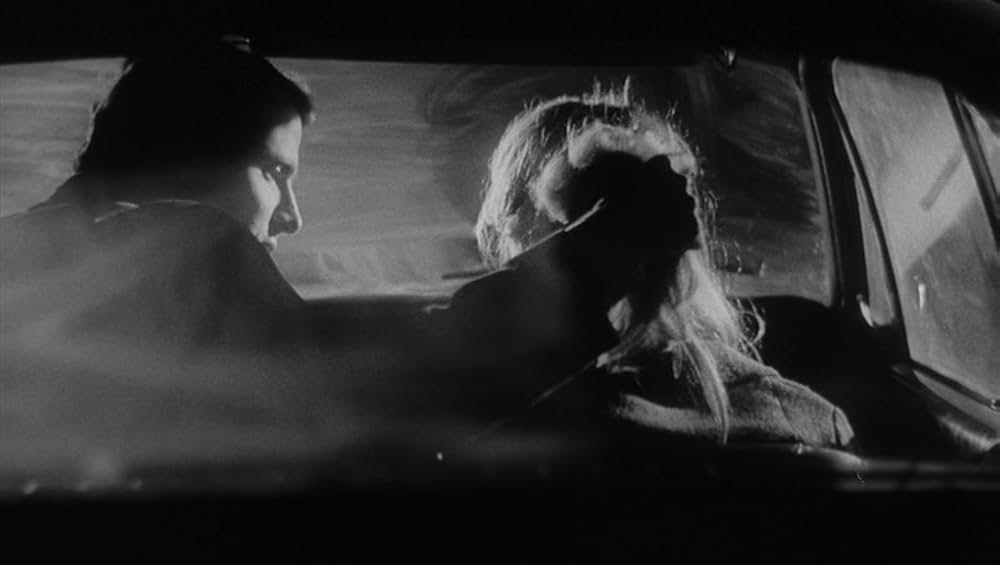 ドアをノックするのは誰?の画像