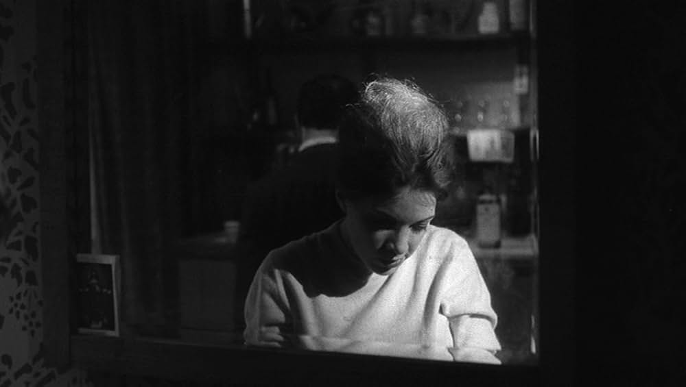 ドアをノックするのは誰?の画像