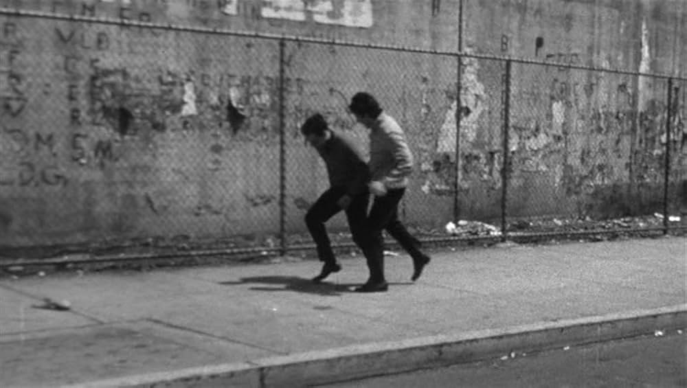 ドアをノックするのは誰?の画像