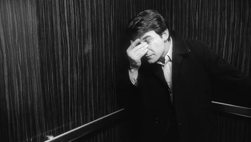 ドアをノックするのは誰?の画像