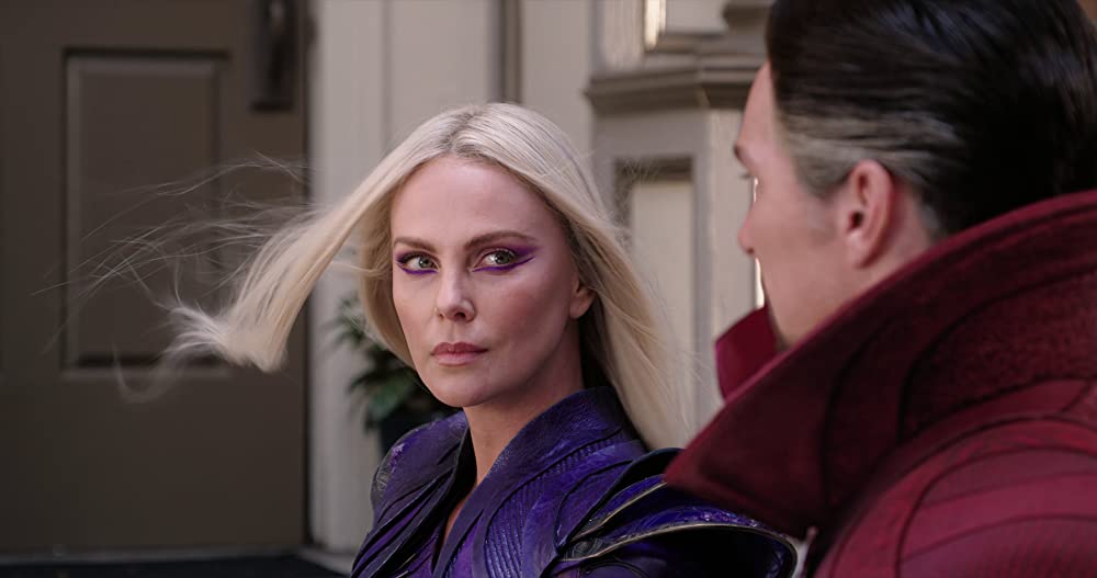 「ドクター・ストレンジ／マルチバース・オブ・マッドネス」シャーリーズ・セロン & ベネディクト・カンバーバッチの画像