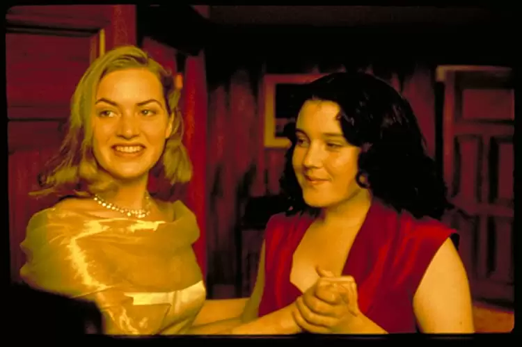「乙女の祈り」ケイト・ウィンスレット & メラニー・リンスキーの画像