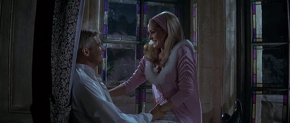 「ブルー・マックス」ウルスラ・アンドレス & ジョージ・ペパードの画像