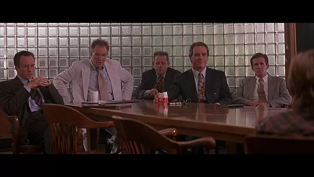 「依頼人（1994）」トミー・リー・ジョーンズ & ブラッド・レンフロの画像