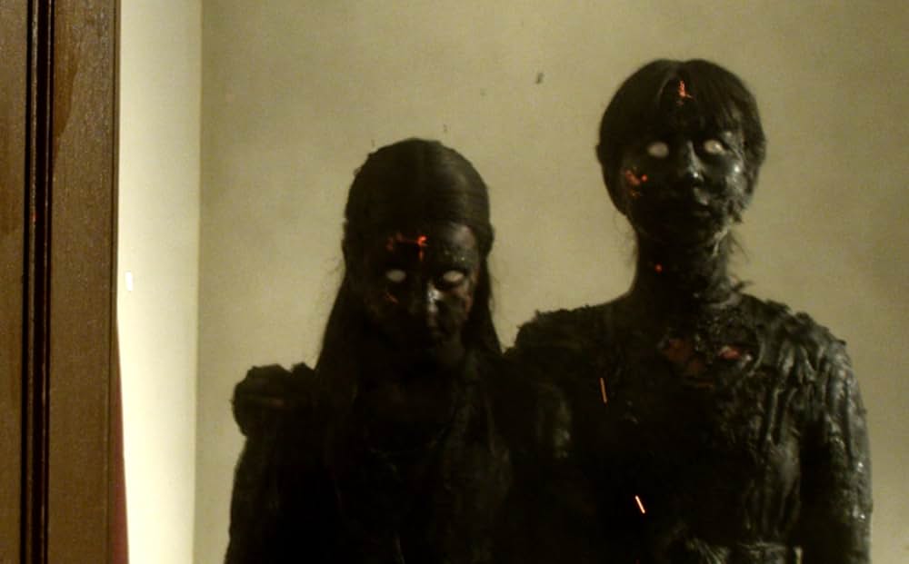 喰らう家の画像