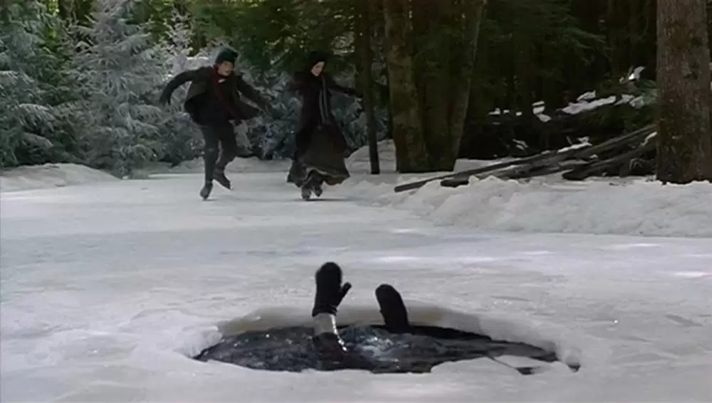 「若草物語」ウィノナ・ライダー & クリスチャン・ベールの画像