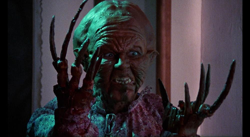 悪魔の毒々おばあちゃんの画像