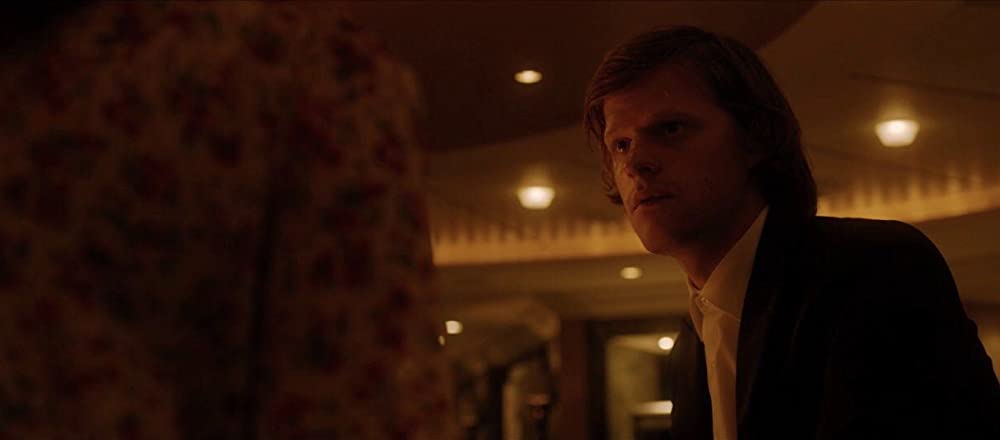 「レット・ゼム・オール・トーク」ルーカス・ヘッジズの画像