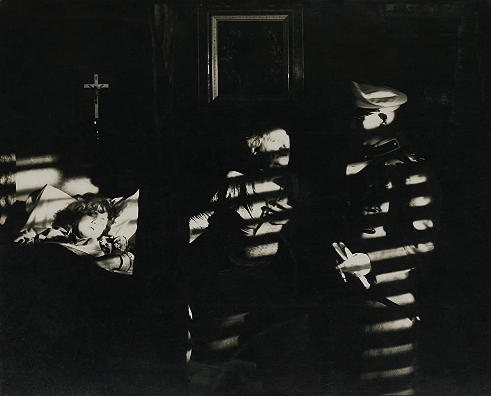 「愚なる妻」エリッヒ・フォン・シュトロハイムの画像