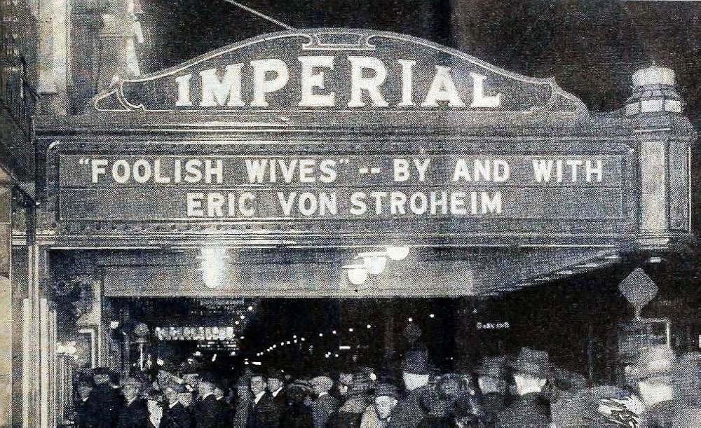 「愚なる妻」の画像