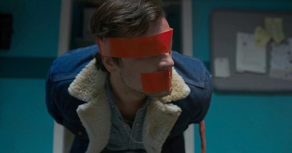 「BURN バーン」ジョシュ・ハッチャーソンの画像