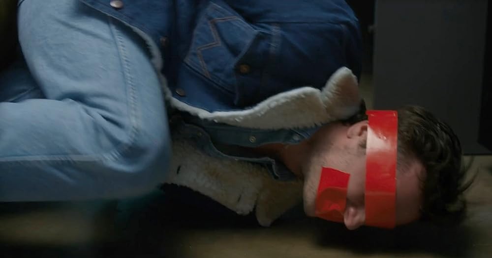 「BURN バーン」ジョシュ・ハッチャーソンの画像