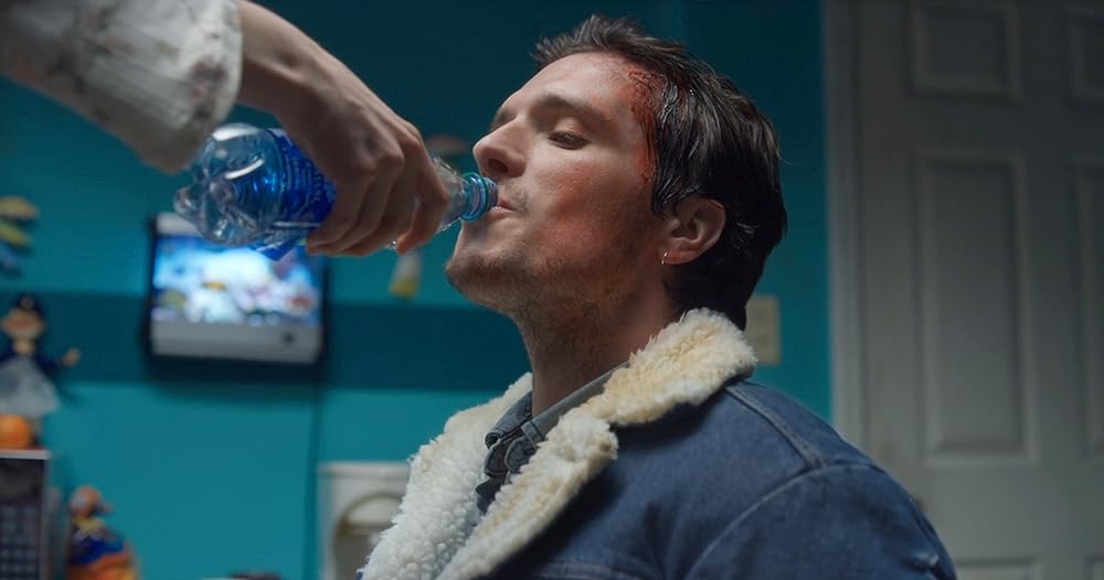 「BURN バーン」ジョシュ・ハッチャーソンの画像