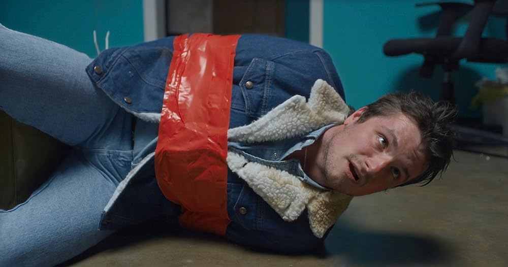 「BURN バーン」ジョシュ・ハッチャーソンの画像