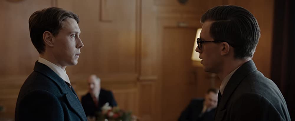 「ミュンヘン：戦火燃ゆる前に」ジョージ・マッケイ & ヤニス・ニーブナーの画像