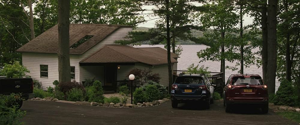 ナイト・ハウスの画像